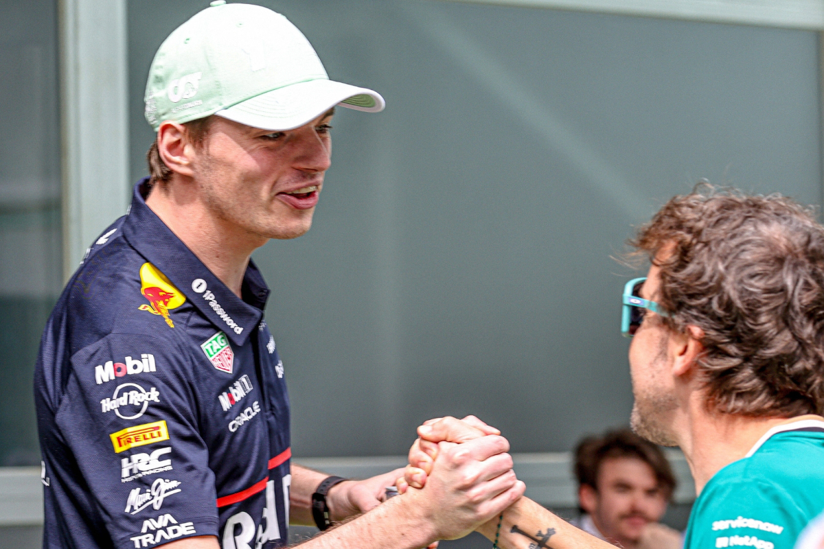 Fans zien Verstappen pole pakken en McLaren verslaan: 'Hebben we dit ooit gezien?'