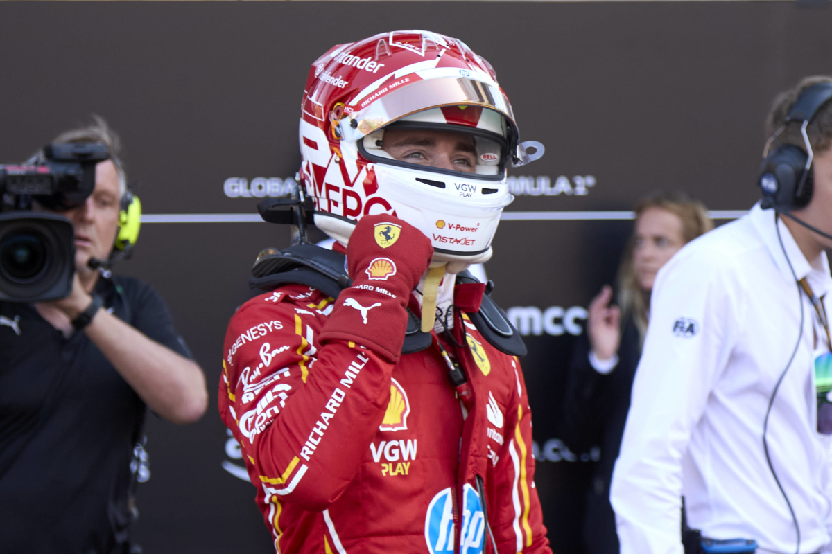 Dolgelukkige Leclerc schrijft eerste zege in Monaco bij: 'Dit voelt erg speciaal'