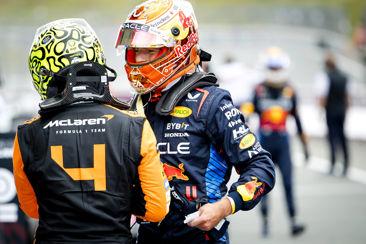 Norris se BURLA de Verstappen