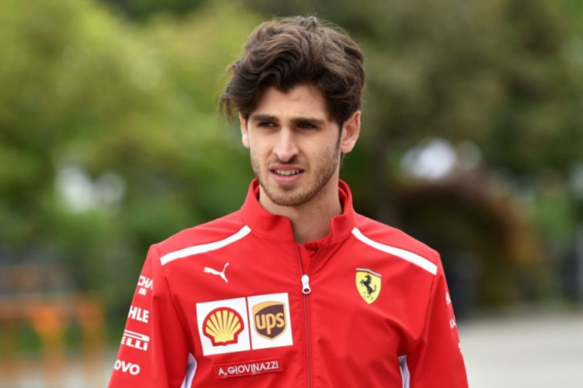 Antonio Giovinazzi legt meer dan honderd ronden af in Pirelli-test