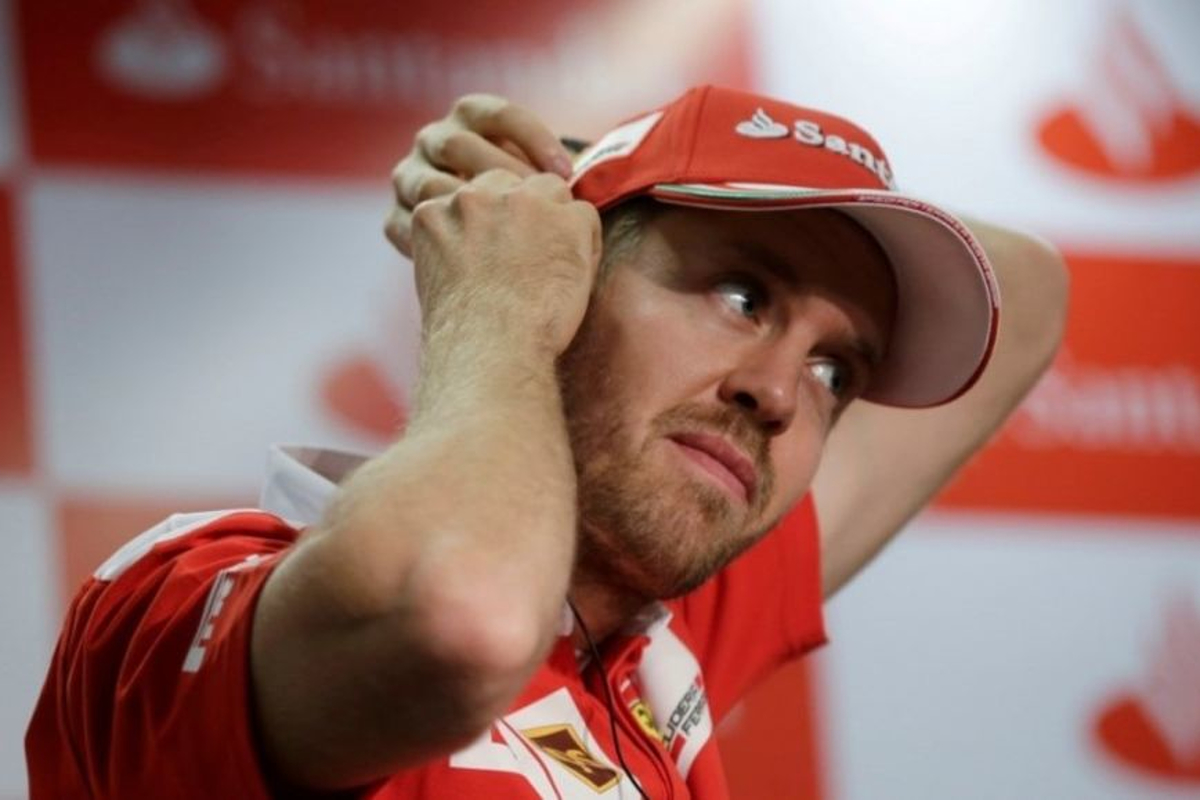 Vettel over divagedrag: "Ik heb geen lange tenen"