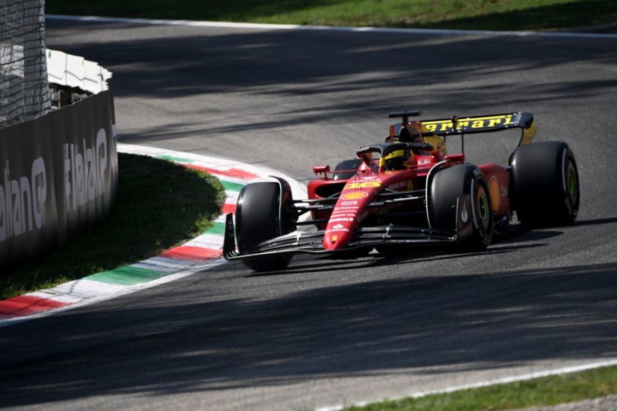 EL1 - Ferrari frappe fort d'entrée, Verstappen pénalisé