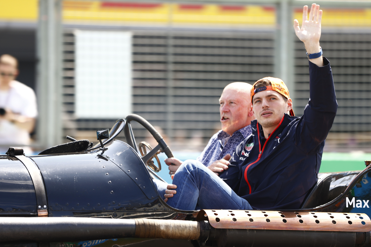 Simracer Vecchio over teamgenoot Verstappen: "Hij wil de beste in alles zijn"