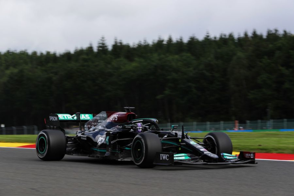 Mercedes wisselt verrassend naar laatste motor Hamilton en Bottas