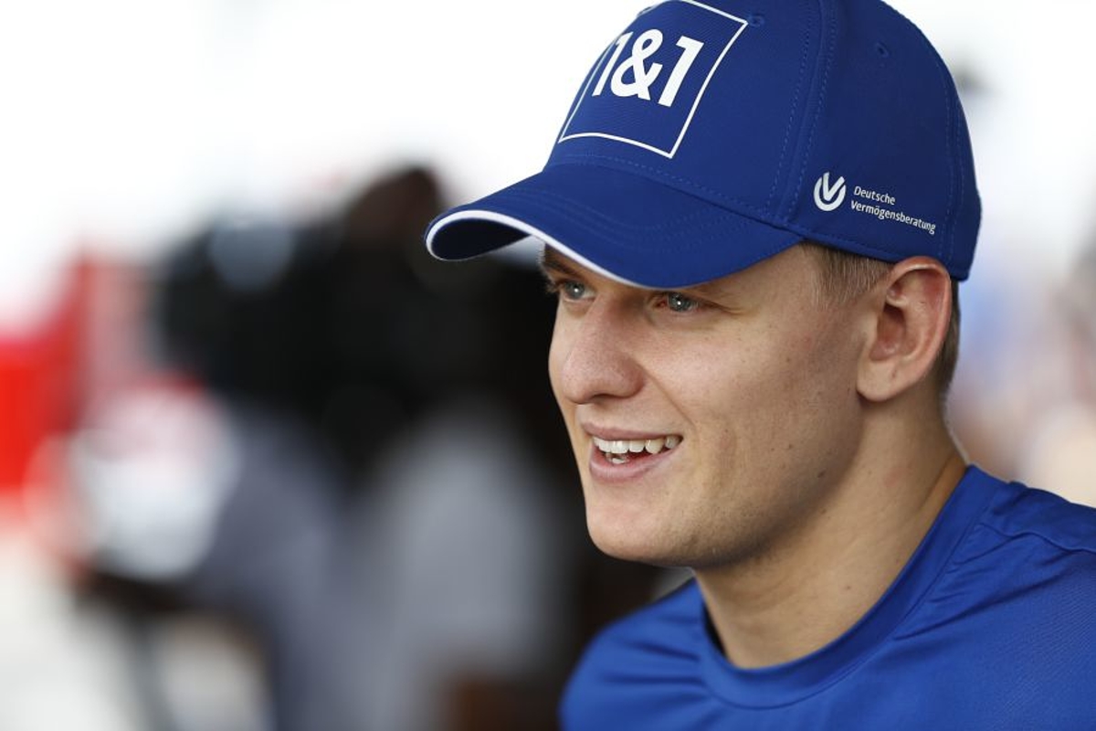 Schumacher over gevecht met Verstappen: "Was eigenlijk een beetje verrast"