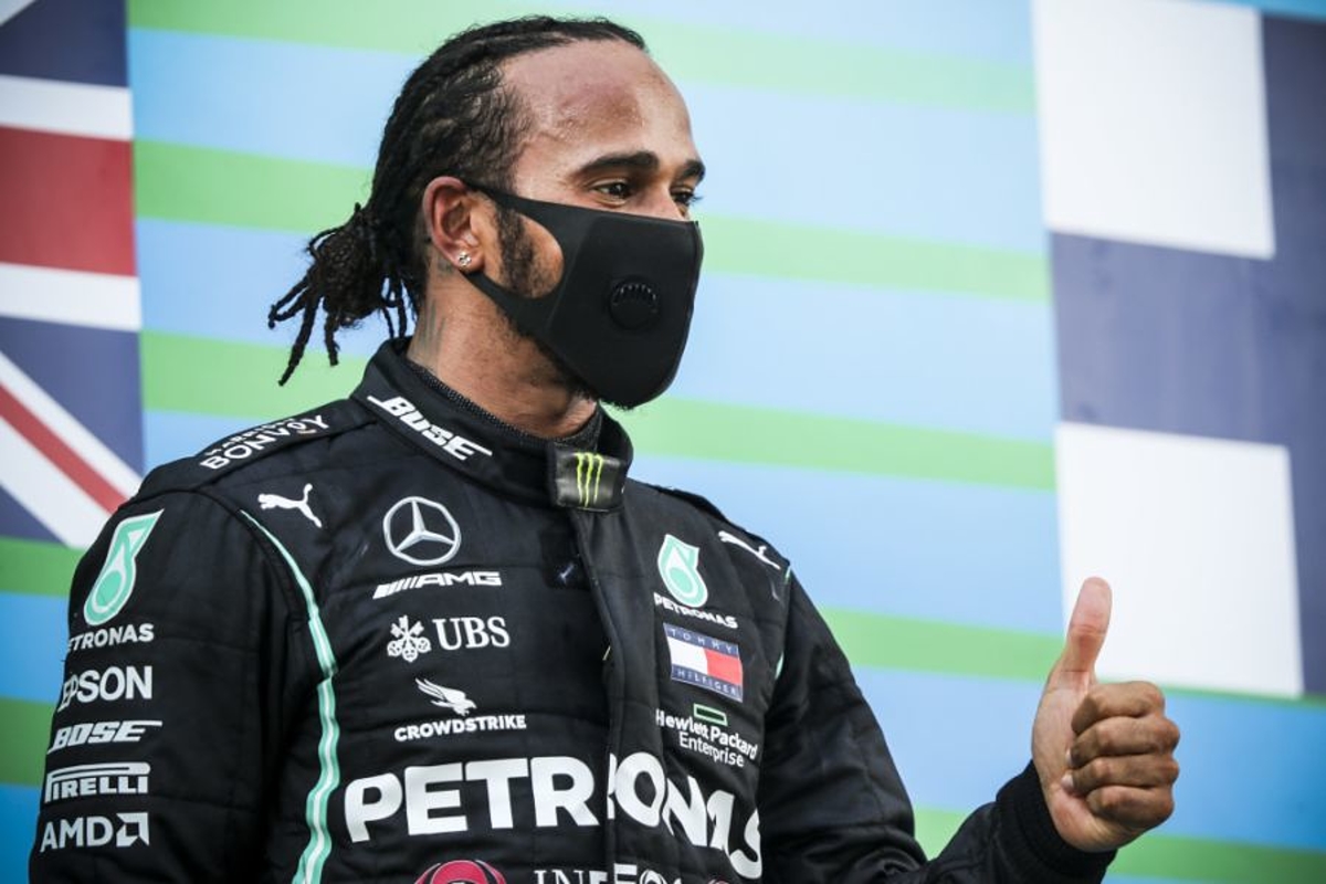 Hamilton werd nerveus: "Moest ineens denken aan Silverstone"