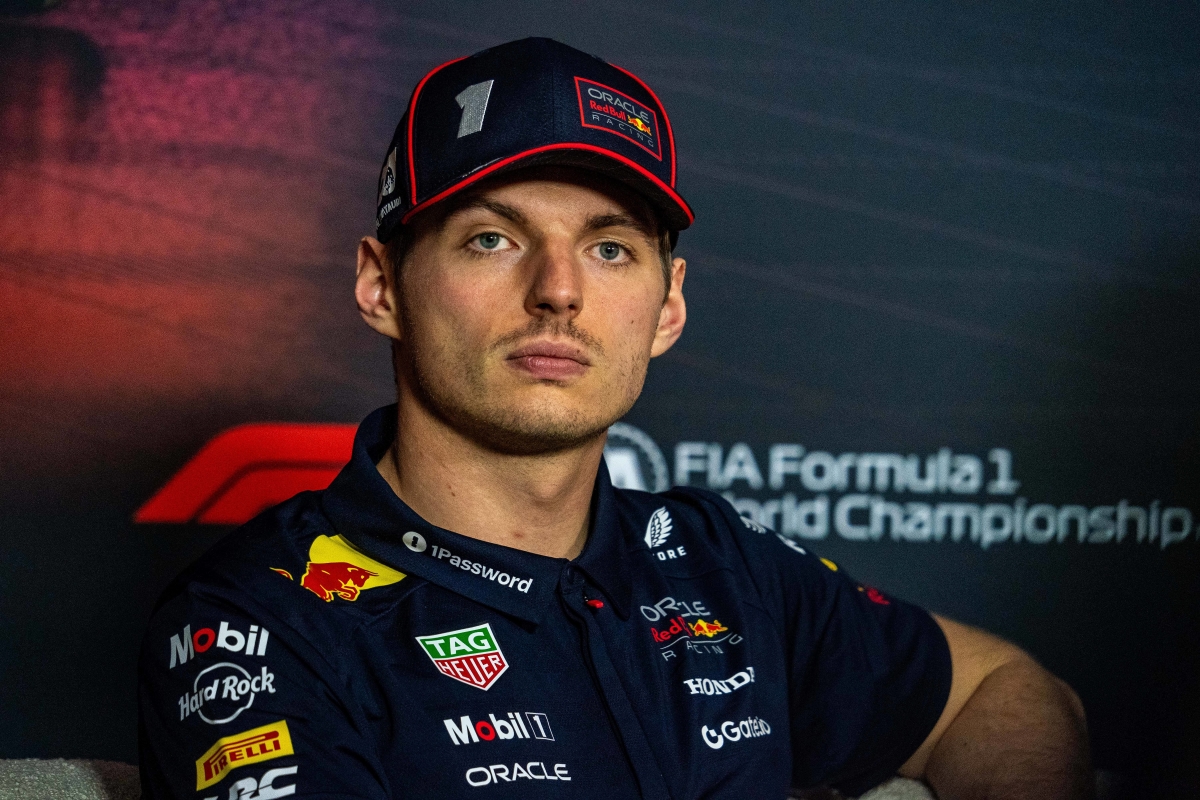 Max Verstappen onthult probleem over RB21 tijdens GP-weekend in China | GPFans News