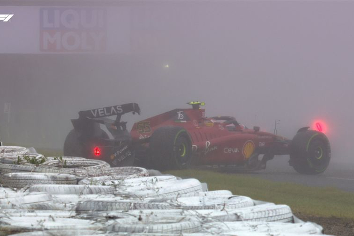 Carlos Sainz se estrella en el inicio del GP de Japón