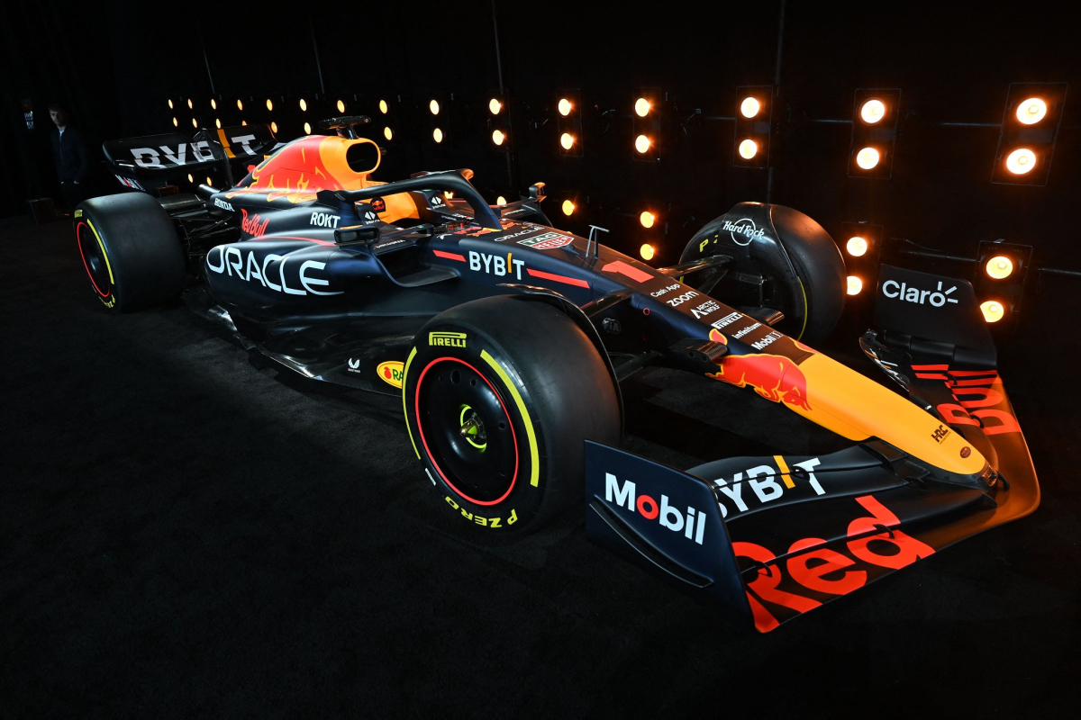 FIRST LOOK: Red Bull 2023 F1 car on track for first time as drivers try out  RB19 - GPFans.com