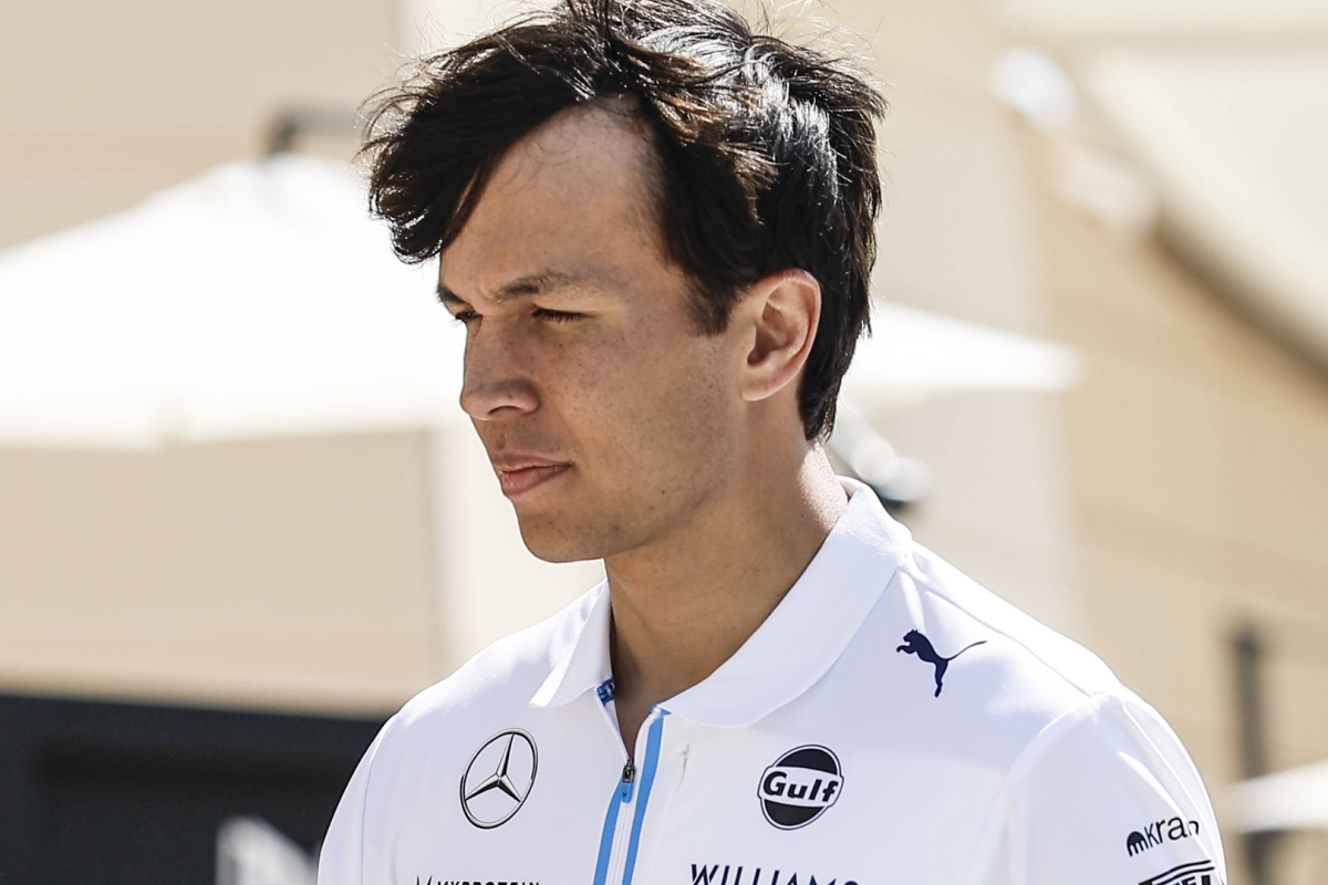 Albon wilde niet wachten op stoeltje Red Bull: 'Er is er maar één vrij - en dat is bij Mercedes'