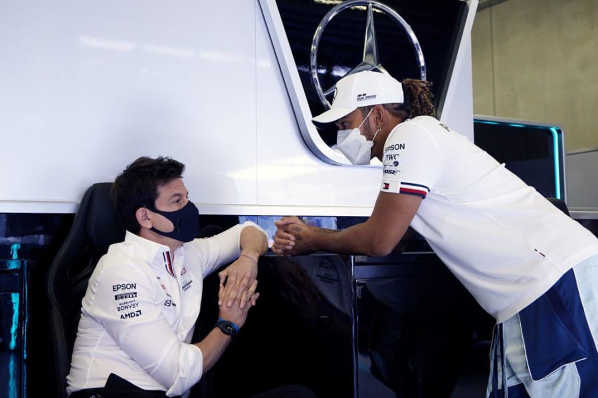 Hamilton and Wolff "brainstorming" Mercedes line-up