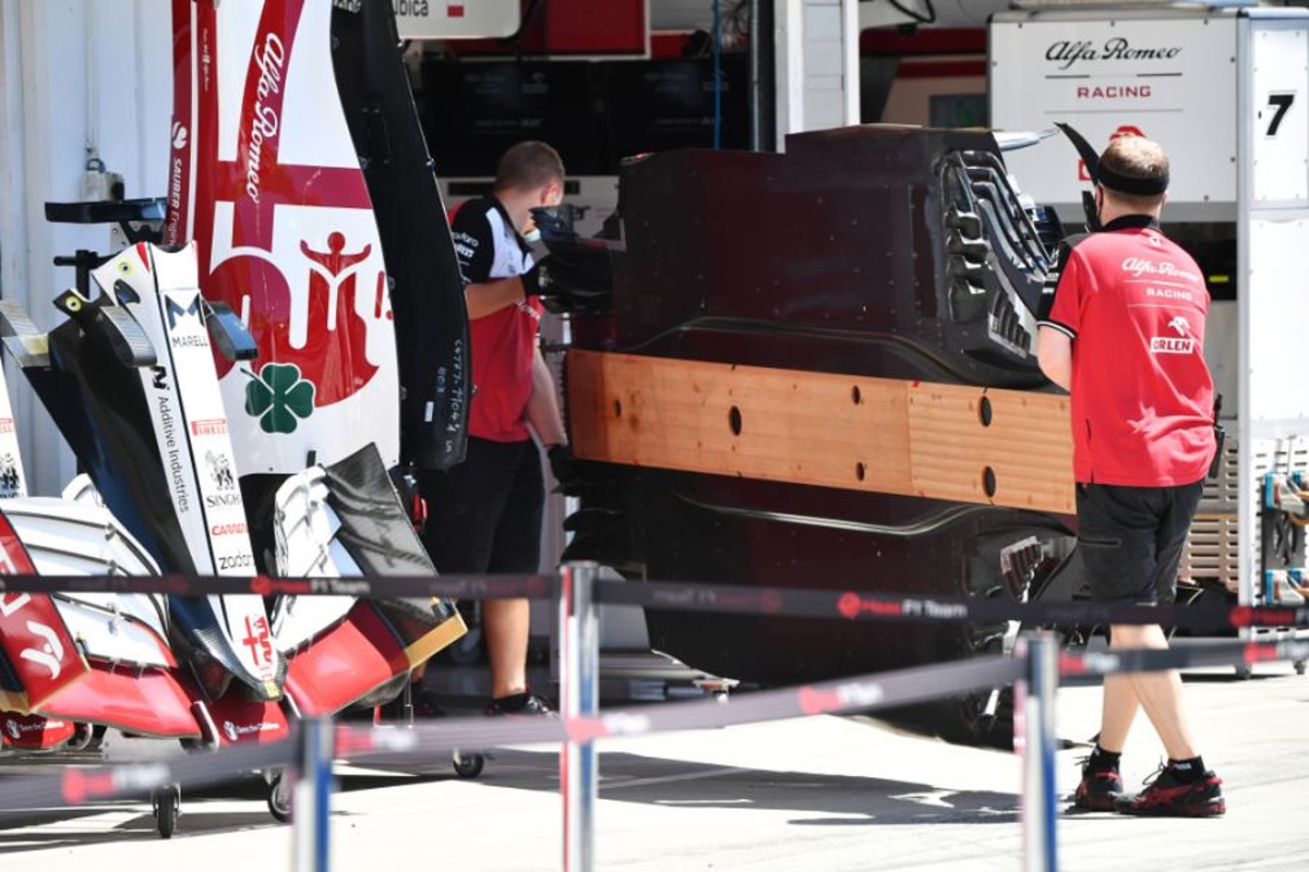 Waarom zit er een houten plank onder Formule 1-wagens?
