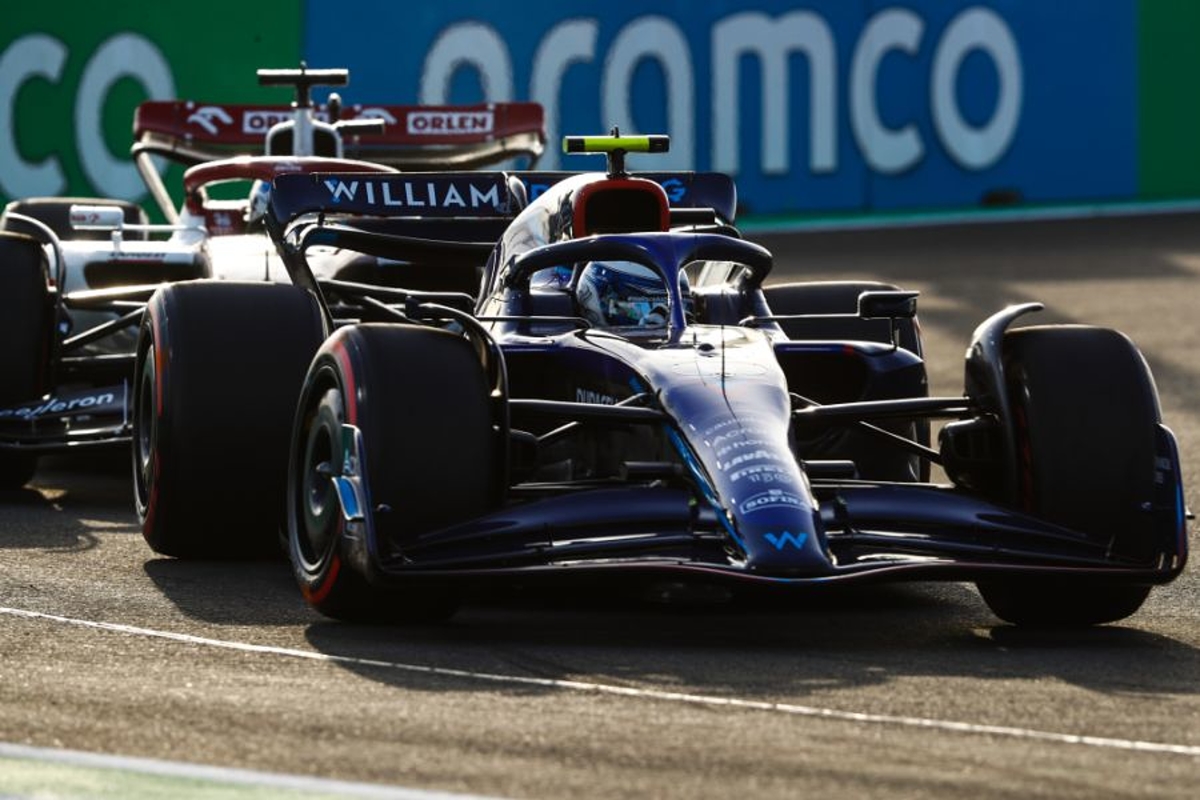 Crash Latifi brengt Safety Car: Perez heeft pech en valt terug naar P3