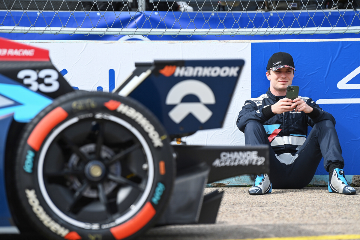 Ticktum snapt haat richting Formule E niet: 'Je moet lawaai vergeten, hoort er niet bij'