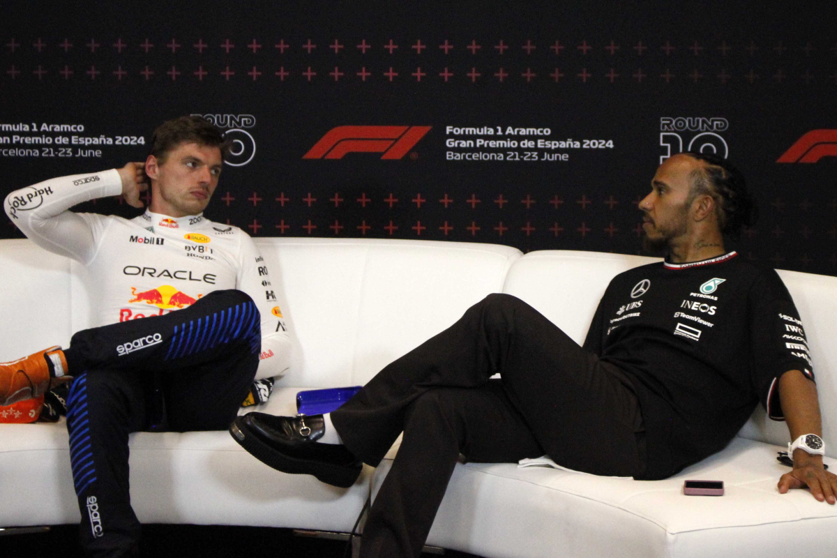 Coulthard wijst naar verschil Hamilton en Verstappen: 'Heeft hij die connectie wel?'