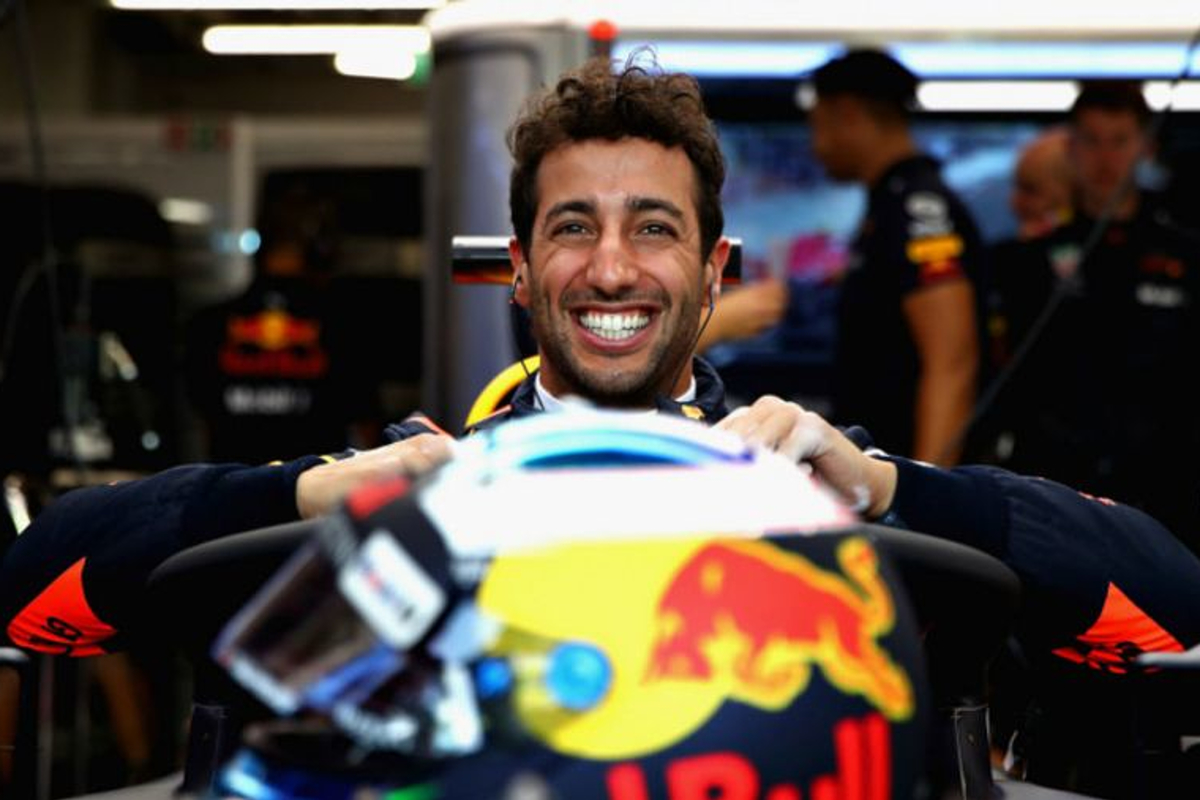 Sneak peek of Daniel Ricciardo's 2019 helmet?