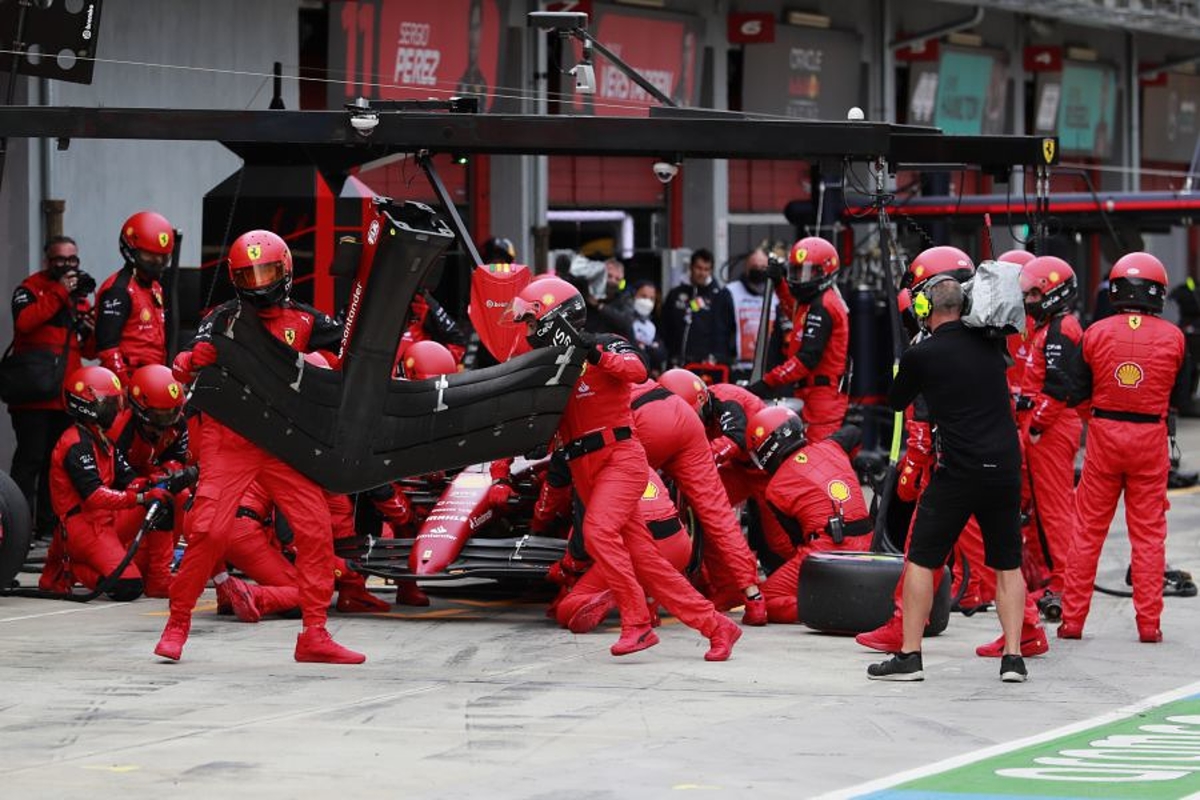 Mika Hakkinen critica falta de experiencia de Ferrari