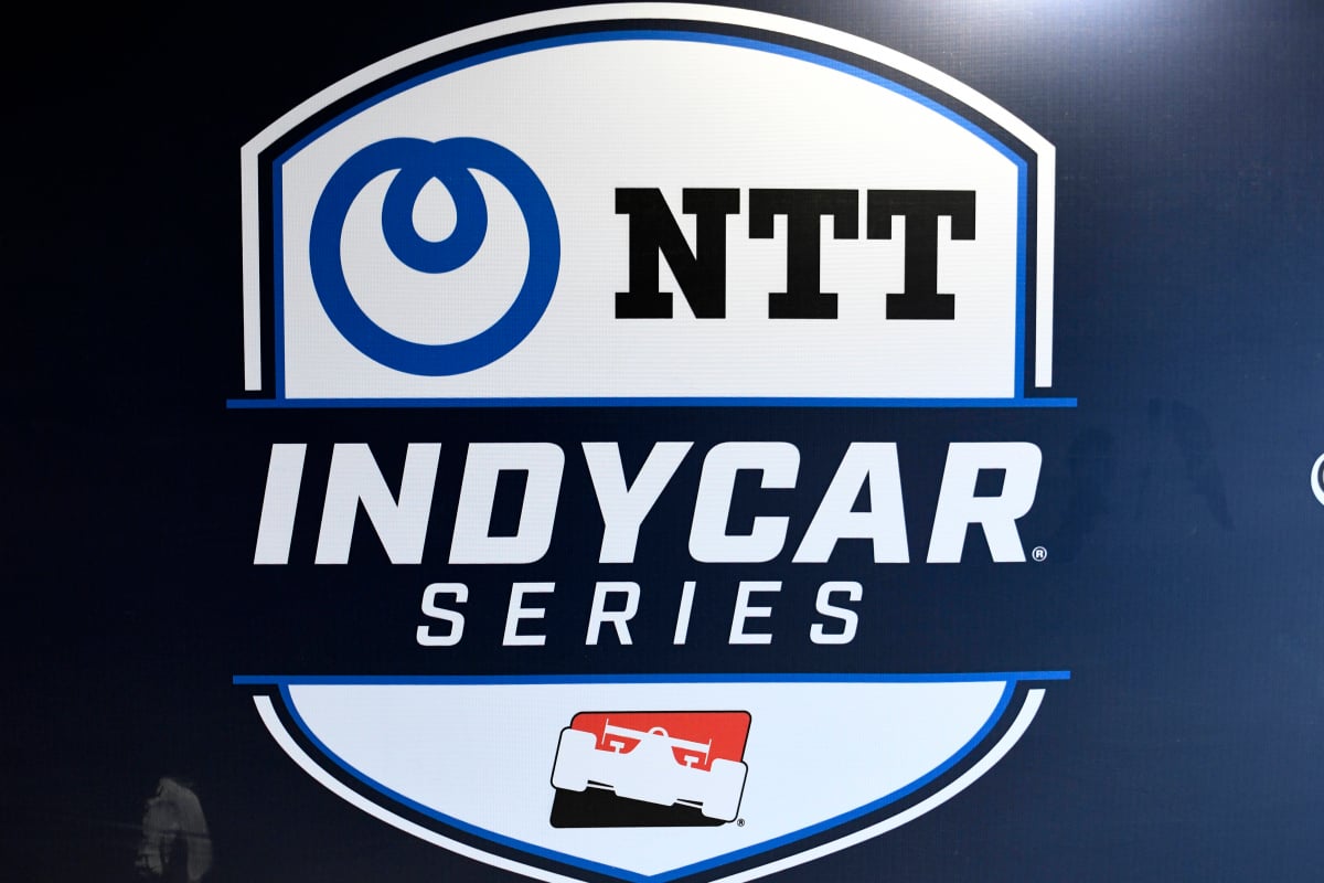 A generic image of the IndyCar logo