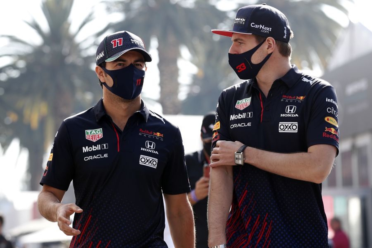 Checo Pérez alcanza marca de Max Verstappen y Lewis Hamilton