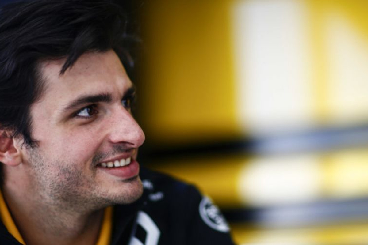 Sainz: 'Ik blijf graag bij Renault'