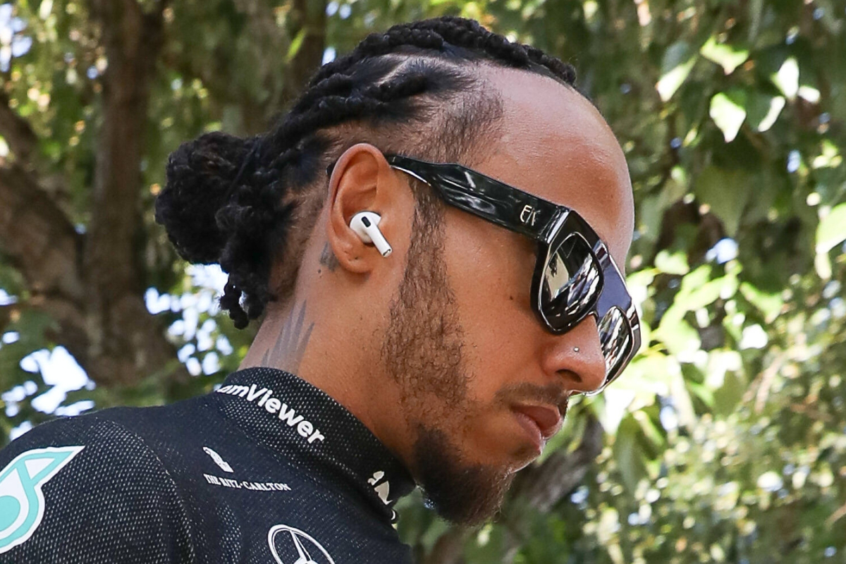 Hamilton offered MASSAGE by rival