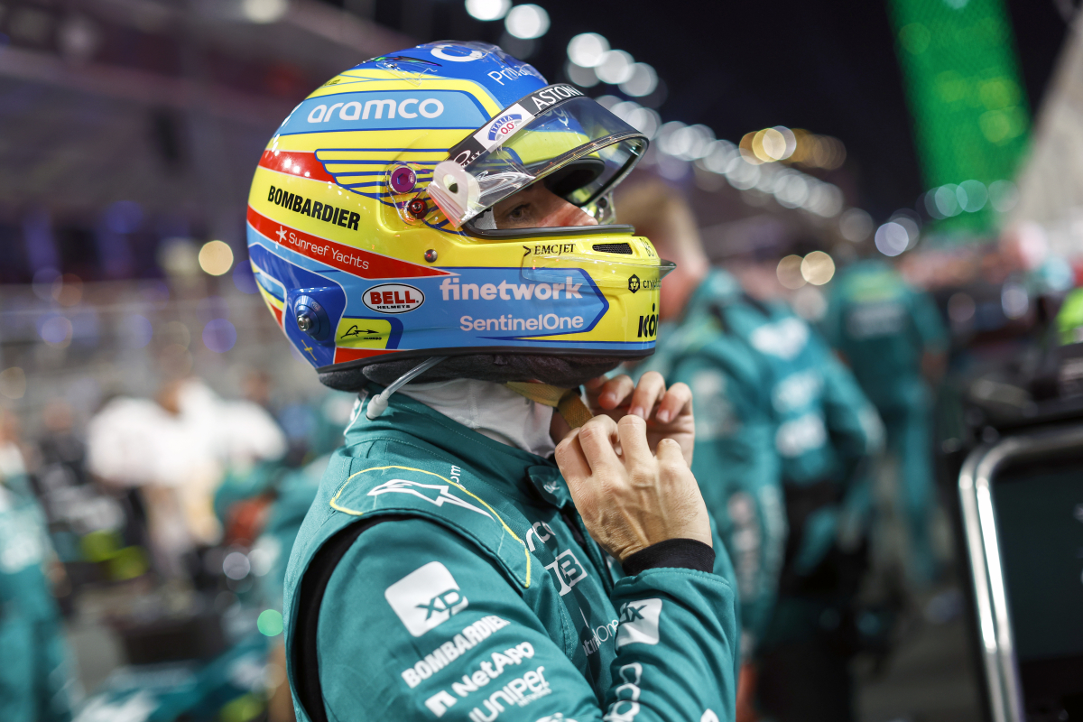 Alonso: Aston Martin 'feet remain on the ground'