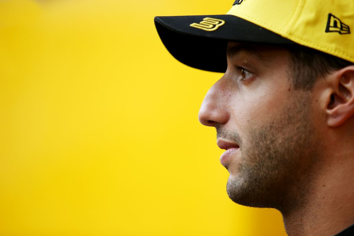 Daniel Ricciardo: 'Overwoog absoluut om niet aan de race te beginnen'