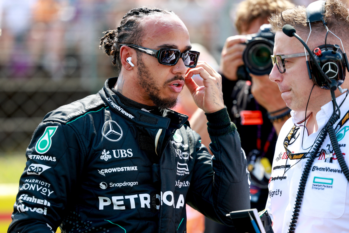 Mercedes verklaart waarom het tegen motorwissel Hamilton was: 'Dit is de regel'