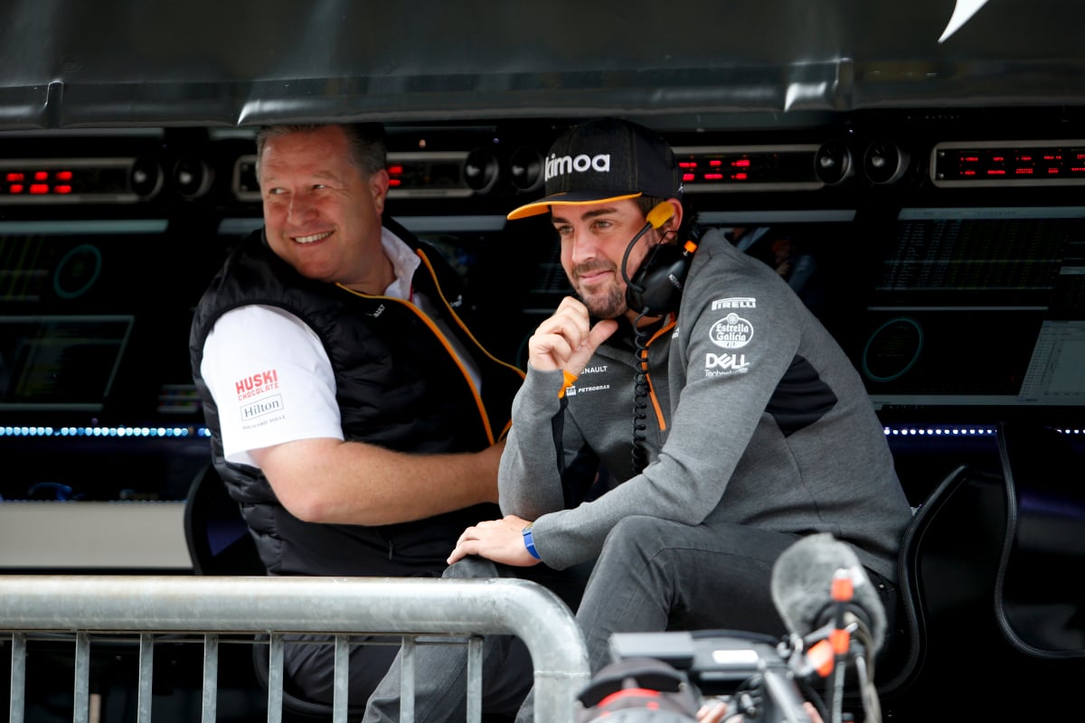 Zak Brown, Fernando Alonso, Generic, 2019, McLaren