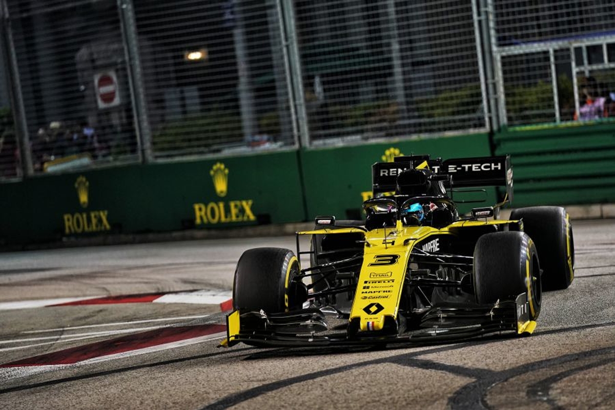 Renault put positive spin on having no customers