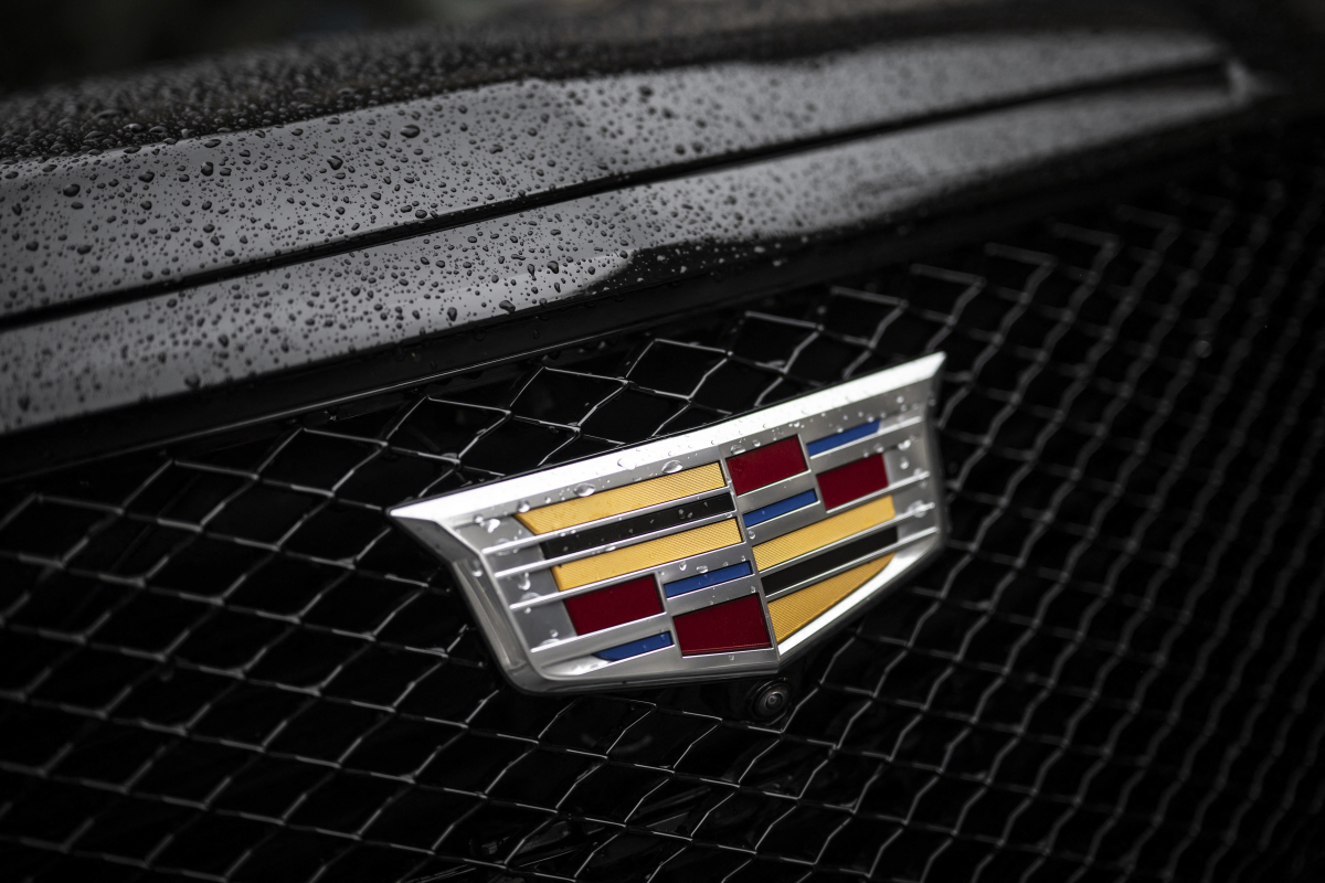 Mercedes chief offers $450 MILLION Cadillac F1 verdict