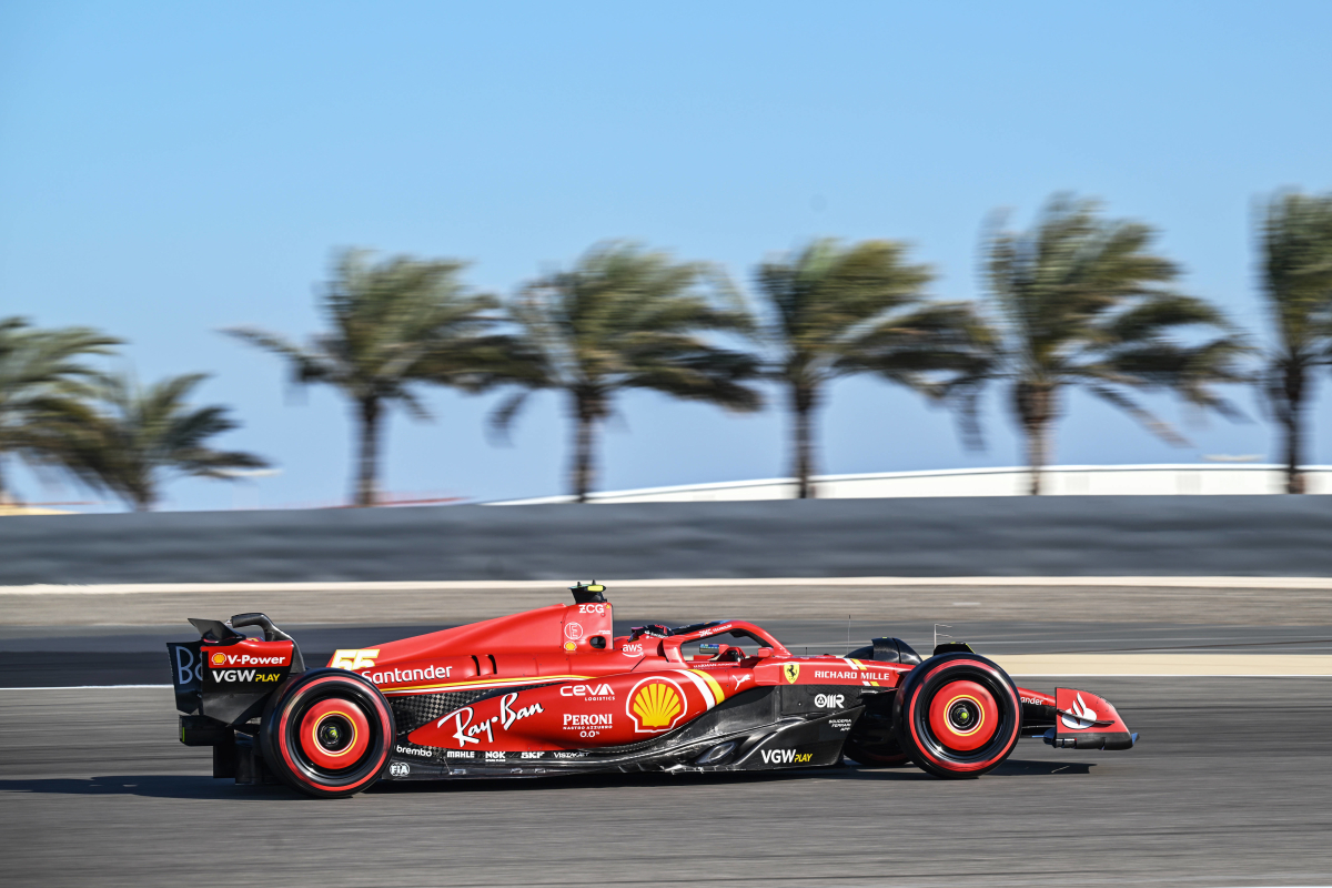 Q1 Bahréin: Sainz vence a Verstappen; Checo pasa sin problemas