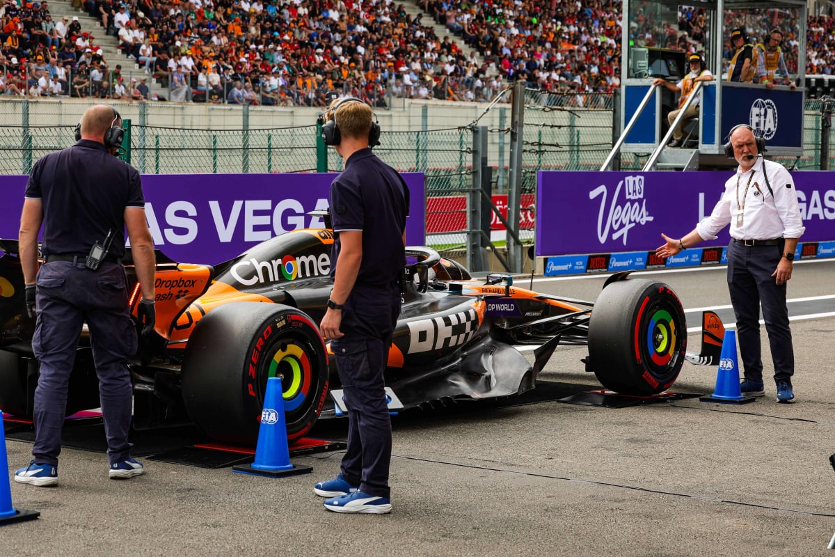 Piastri on weight bridge