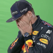 VIDEO: Verveling slaat flink toe bij Verstappen in de studio