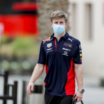 Vips mag blijven racen in F2 ondanks ontslag bij Red Bull na racistische uitspraken