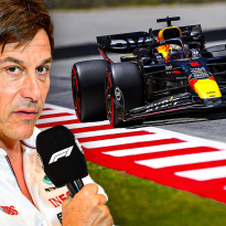 ¡Wolff pone a piloto de Mercedes al NIVEL de Verstappen!