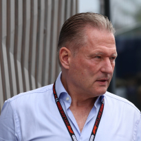 VIDEO | Jos Verstappen ziet McLaren profiteren dankzij FIA, Ferrari open over teamorders | GPFans News