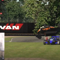 Verstappen krijgt het aan de stok met speler op iRacing