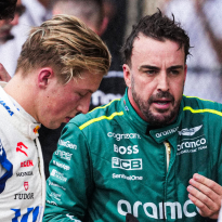 Lawson, APENADO con Alonso y Checo