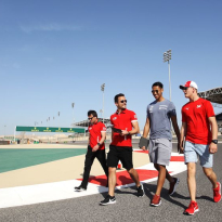 Schumacher's teammate unveils KFC bargain-bucket themed helmet