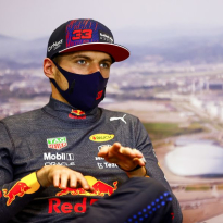 Verstappen: 'Ik heb niet de kracht om van Mercedes weg te lopen, we moeten verdedigen'