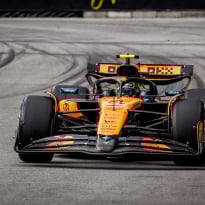 LIVE (gesloten) | Tweede vrije training Grand Prix van Singapore: Lawson zorgt voor tweede rood