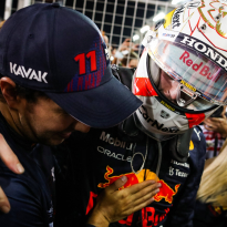 Papa Pérez wijst naar Verstappen: 'Dan was 'Checo' ook kampioen geworden'