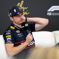 Verstappen vergelijkt 2021 met 2025: 'Duidelijk dat twee teams elkaar toen niet mochten'