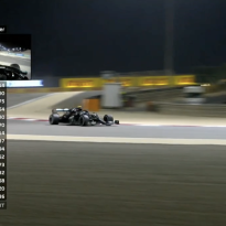 VIDEO: Russell valt ook buiten podium door lekke band in slotfase