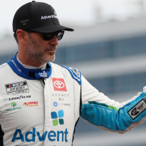 NASCAR Cup Series champion announces retirement on the eve of Daytona 500