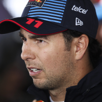 Checo EXPLOTA ante cuestionamientos de Red Bull