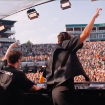 Verstappen steelt de show op mainstage Tomorrowland 2025, bezoekers uit hun dak