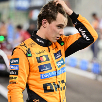 Piastri vernietigt concurrentie in Bahrein: “Pole, winst én snelste ronde. Beter kan niet!”