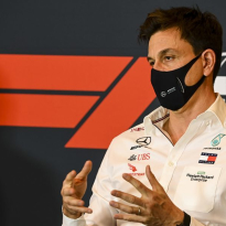 Wolff over contractverlenging Hamilton: "Misschien komt de handtekening vlak voor de test"
